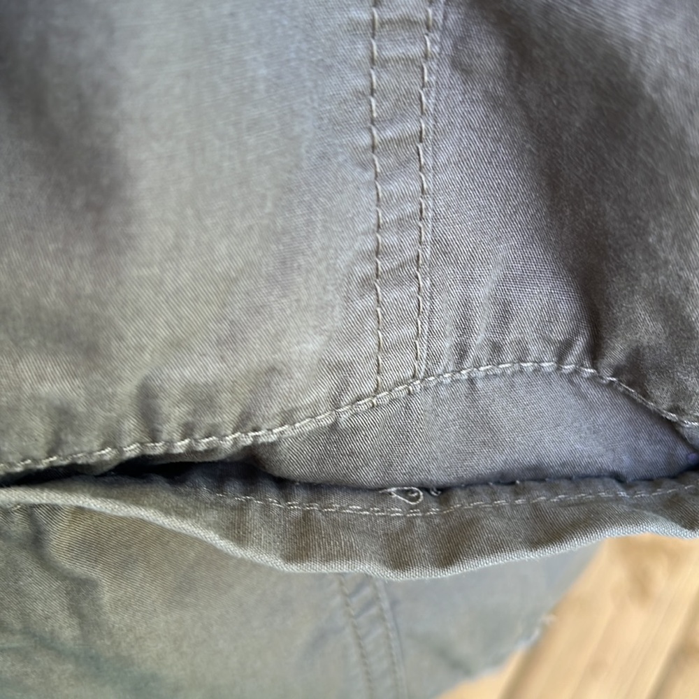 Euc Loft Jacket, Light Weight. Size Large. Army G… - image 6